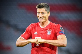 华体会体育-切尔西险胜热刺，莱万乌龙送礼欧联杯的简单介绍