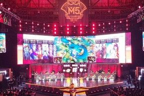 华体会-包含精彩纷呈！球场上的对决令人大开眼界的词条