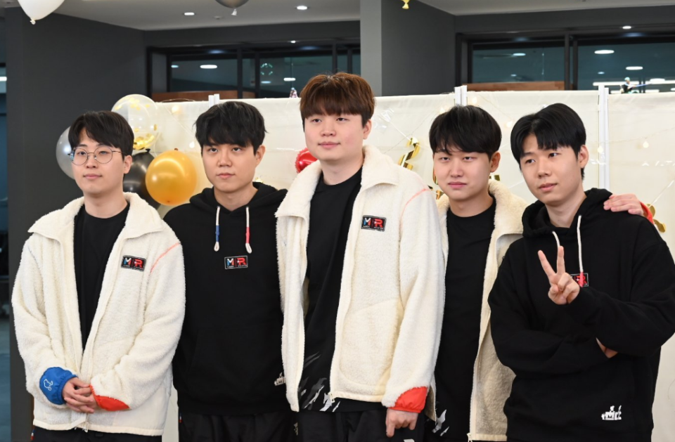 华体会app-关于KT横扫HLE，Canyon开启传奇时刻入围赛3:0（伦敦）的信息  第1张